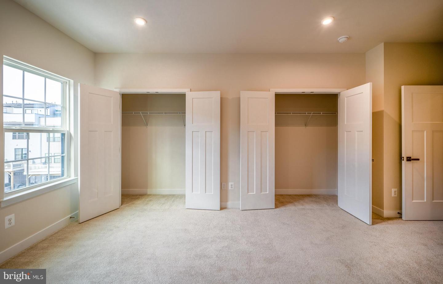 14062 SUNRISE VALLEY DR, HERNDON, Virginia 20171, 3 Bedrooms Bedrooms, ,3 BathroomsBathrooms,Residential,For sale,14062 SUNRISE VALLEY DR,VAFX2294212 MLS # VAFX2294212