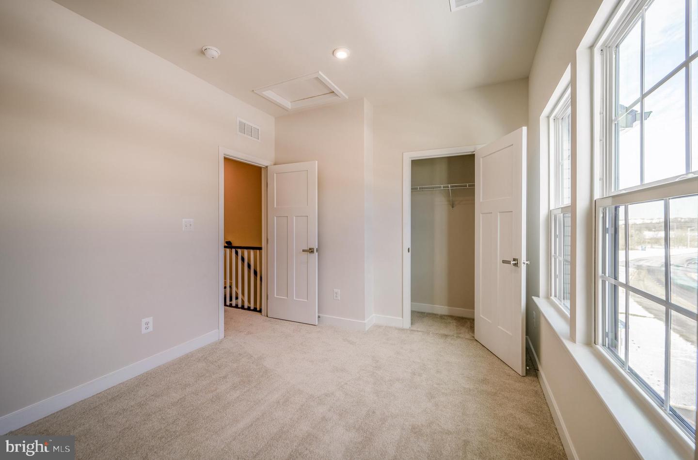 14062 SUNRISE VALLEY DR, HERNDON, Virginia 20171, 3 Bedrooms Bedrooms, ,3 BathroomsBathrooms,Residential,For sale,14062 SUNRISE VALLEY DR,VAFX2294212 MLS # VAFX2294212