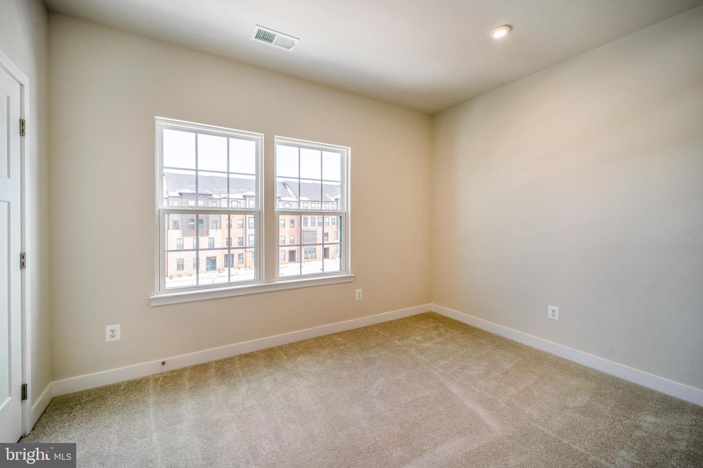 14062 SUNRISE VALLEY DR, HERNDON, Virginia 20171, 3 Bedrooms Bedrooms, ,3 BathroomsBathrooms,Residential,For sale,14062 SUNRISE VALLEY DR,VAFX2294212 MLS # VAFX2294212