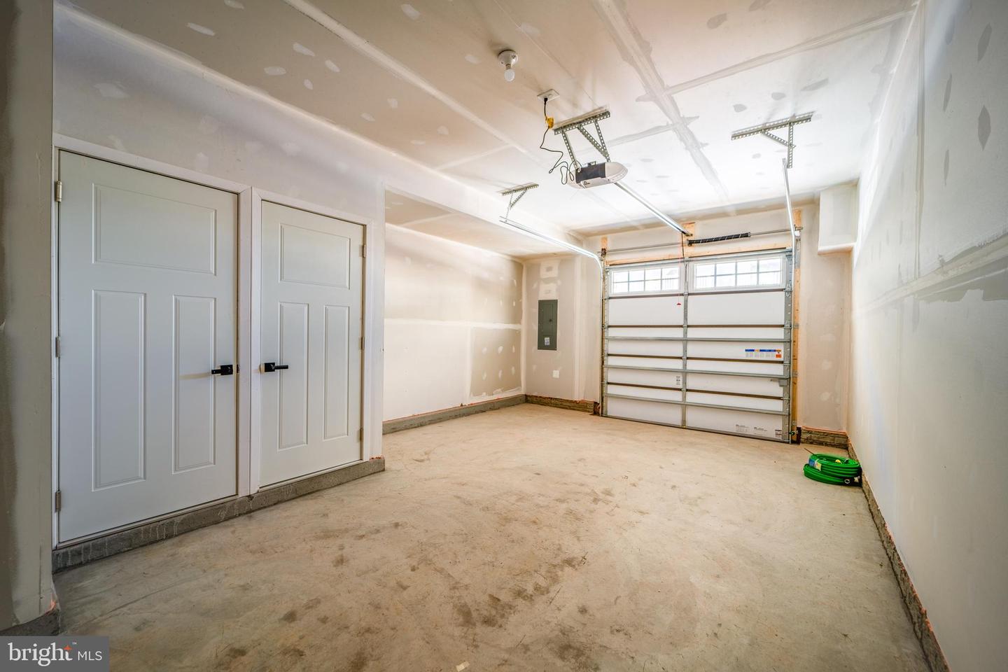 14062 SUNRISE VALLEY DR, HERNDON, Virginia 20171, 3 Bedrooms Bedrooms, ,3 BathroomsBathrooms,Residential,For sale,14062 SUNRISE VALLEY DR,VAFX2294212 MLS # VAFX2294212