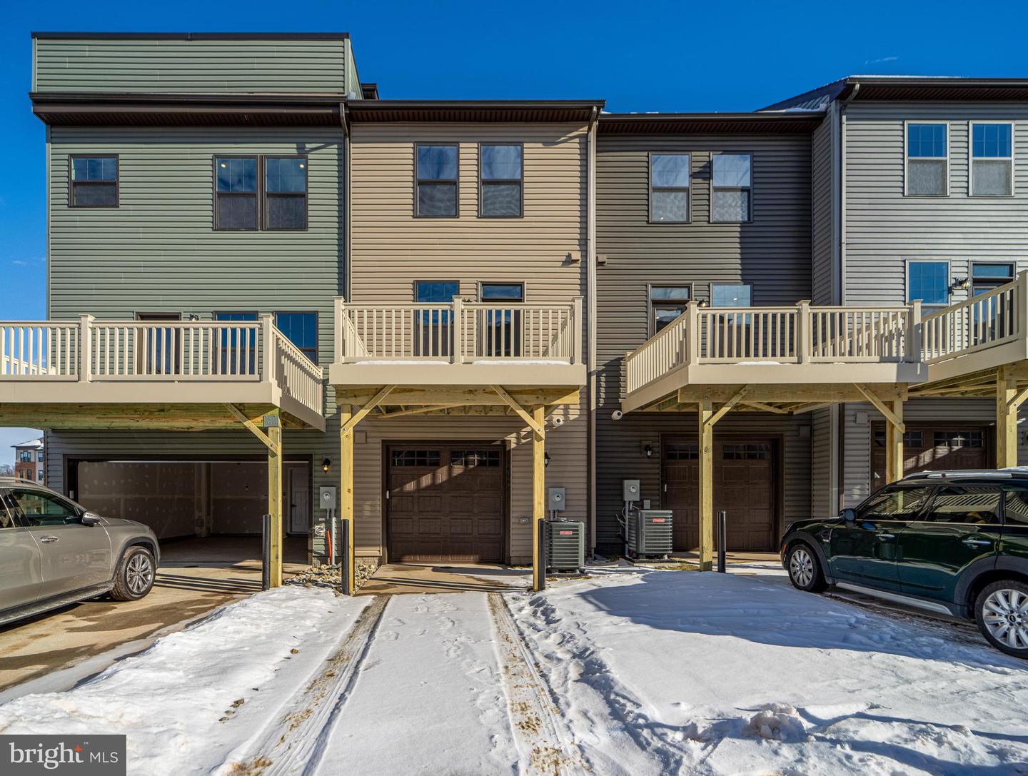 14062 SUNRISE VALLEY DR, HERNDON, Virginia 20171, 3 Bedrooms Bedrooms, ,3 BathroomsBathrooms,Residential,For sale,14062 SUNRISE VALLEY DR,VAFX2294212 MLS # VAFX2294212