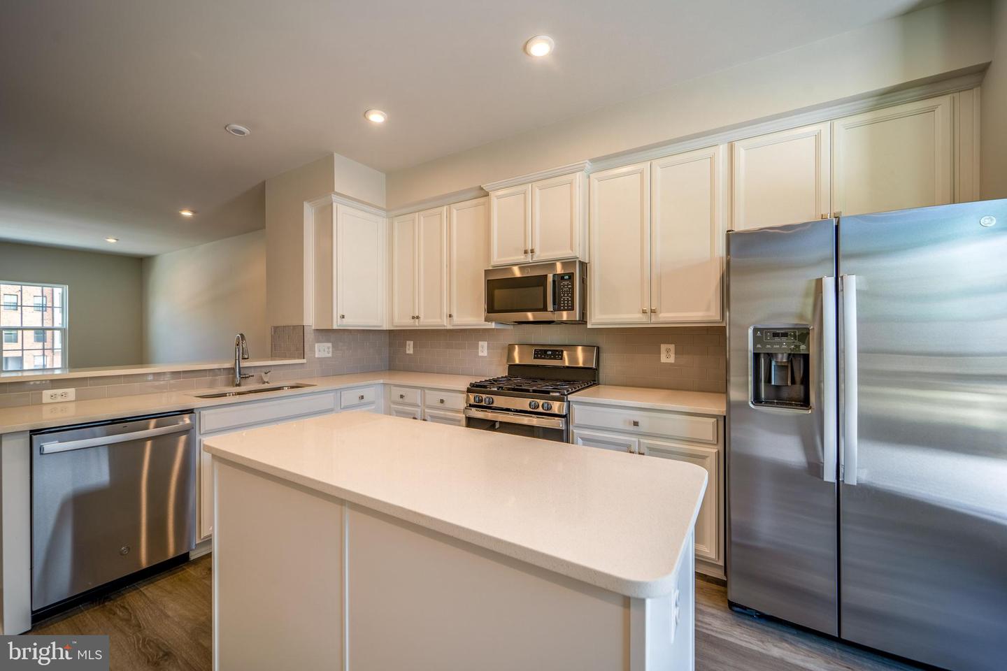 14062 SUNRISE VALLEY DR, HERNDON, Virginia 20171, 3 Bedrooms Bedrooms, ,3 BathroomsBathrooms,Residential,For sale,14062 SUNRISE VALLEY DR,VAFX2294212 MLS # VAFX2294212