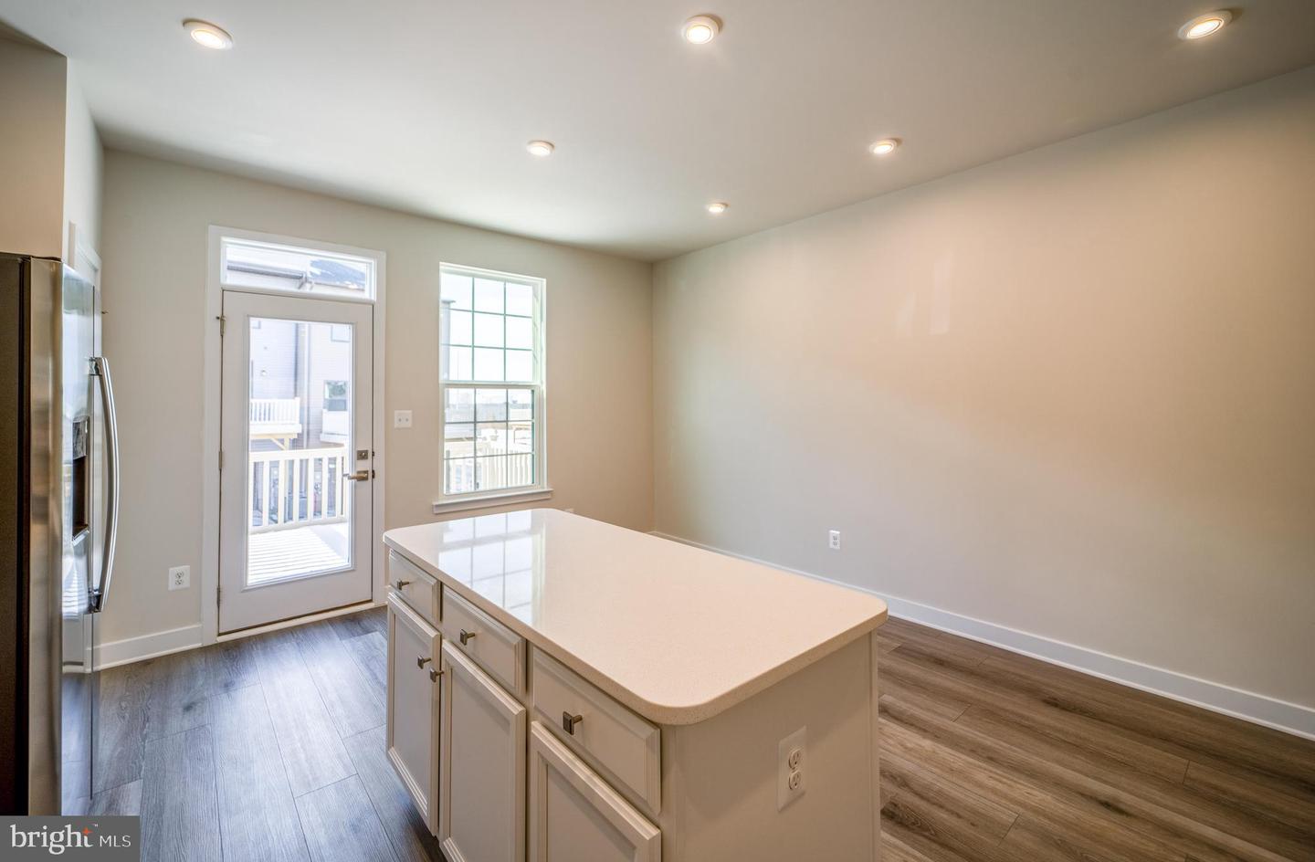 14062 SUNRISE VALLEY DR, HERNDON, Virginia 20171, 3 Bedrooms Bedrooms, ,3 BathroomsBathrooms,Residential,For sale,14062 SUNRISE VALLEY DR,VAFX2294212 MLS # VAFX2294212