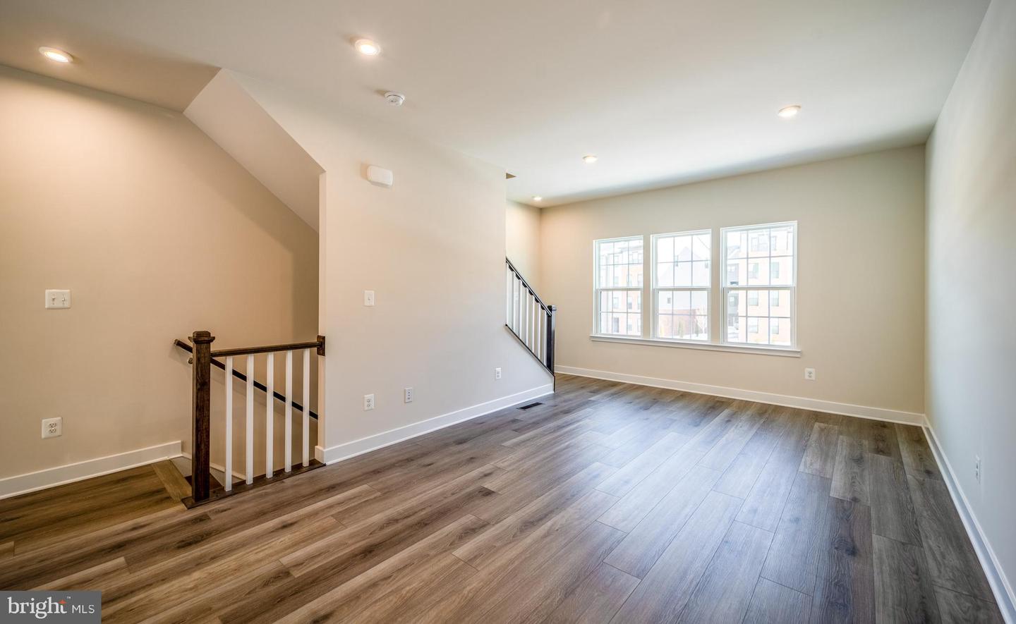 14062 SUNRISE VALLEY DR, HERNDON, Virginia 20171, 3 Bedrooms Bedrooms, ,3 BathroomsBathrooms,Residential,For sale,14062 SUNRISE VALLEY DR,VAFX2294212 MLS # VAFX2294212