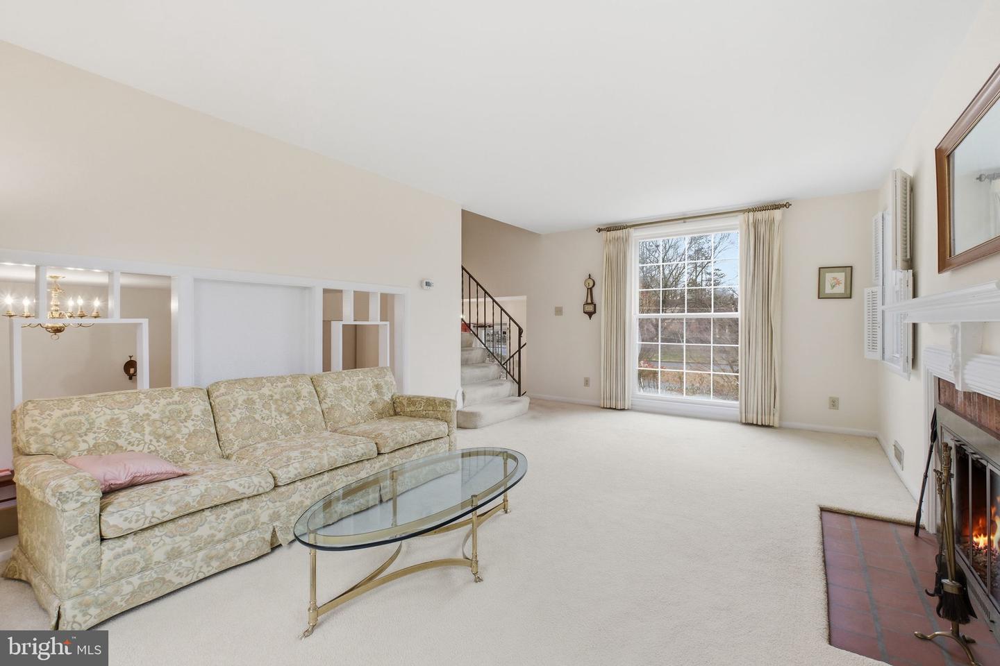 2106 WAKEFIELD ST, ALEXANDRIA, Virginia 22308, 3 Bedrooms Bedrooms, 8 Rooms Rooms,2 BathroomsBathrooms,Residential,For sale,2106 WAKEFIELD ST,VAFX2294238 MLS # VAFX2294238