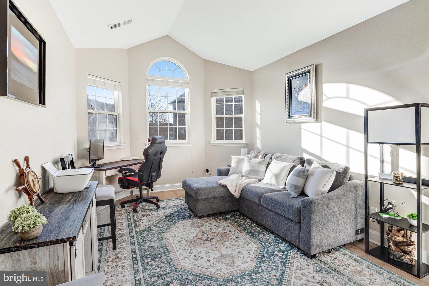 13804 GREENDALE DR, WOODBRIDGE, Virginia 22191, 4 Bedrooms Bedrooms, ,2 BathroomsBathrooms,Residential,For sale,13804 GREENDALE DR,VAPW2113784 MLS # VAPW2113784