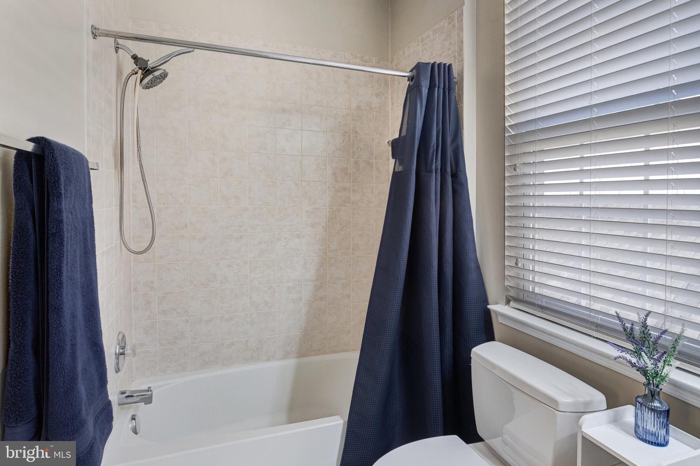 13804 GREENDALE DR, WOODBRIDGE, Virginia 22191, 4 Bedrooms Bedrooms, ,2 BathroomsBathrooms,Residential,For sale,13804 GREENDALE DR,VAPW2113784 MLS # VAPW2113784