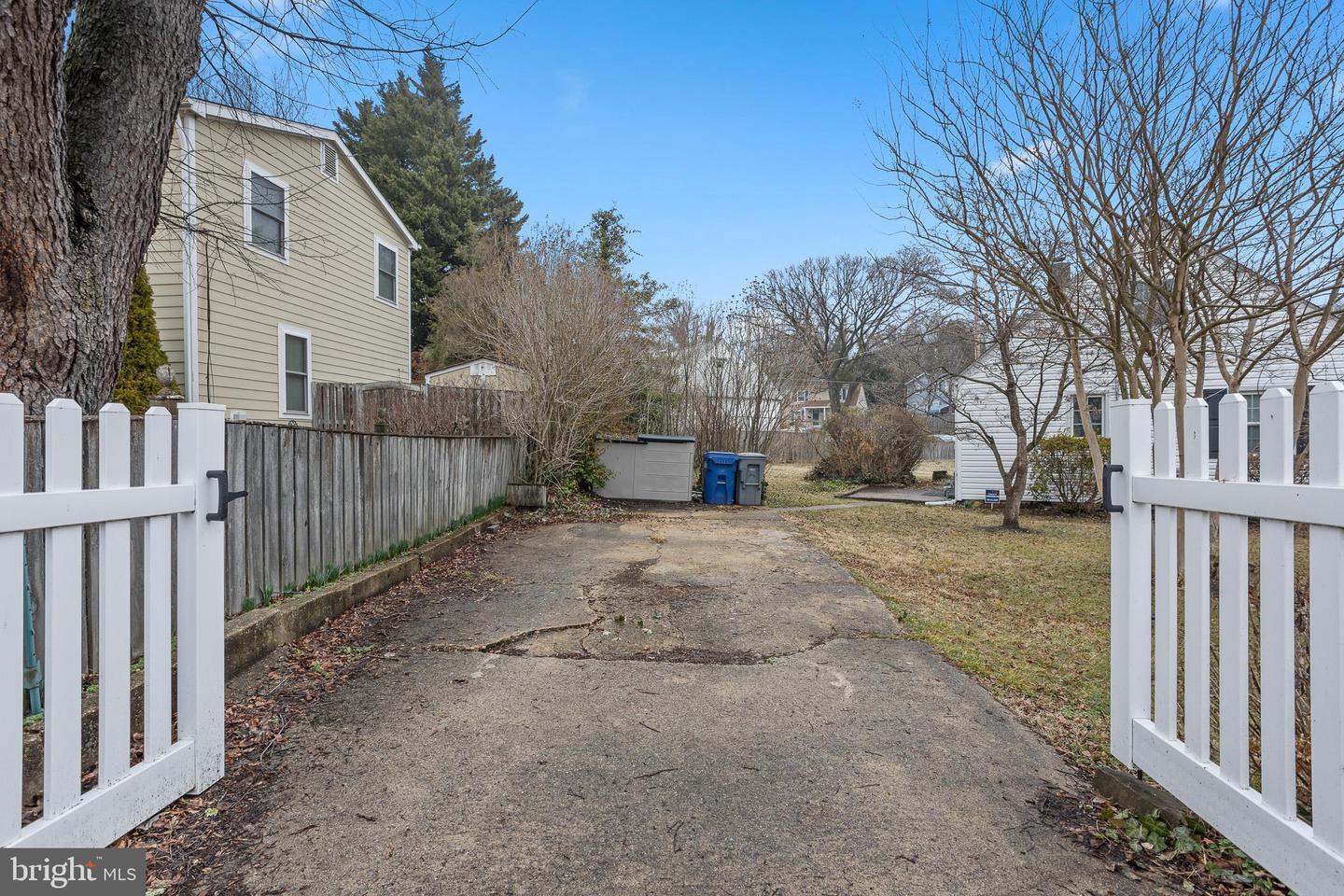 6028 RIXEY DR, ALEXANDRIA, Virginia 22303, 2 Bedrooms Bedrooms, ,1 BathroomBathrooms,Residential,For sale,6028 RIXEY DR,VAFX2294264 MLS # VAFX2294264