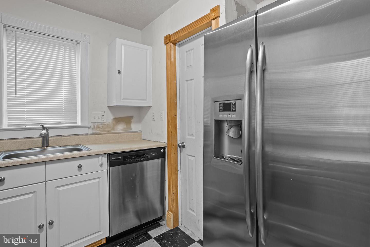 6028 RIXEY DR, ALEXANDRIA, Virginia 22303, 2 Bedrooms Bedrooms, ,1 BathroomBathrooms,Residential,For sale,6028 RIXEY DR,VAFX2294264 MLS # VAFX2294264