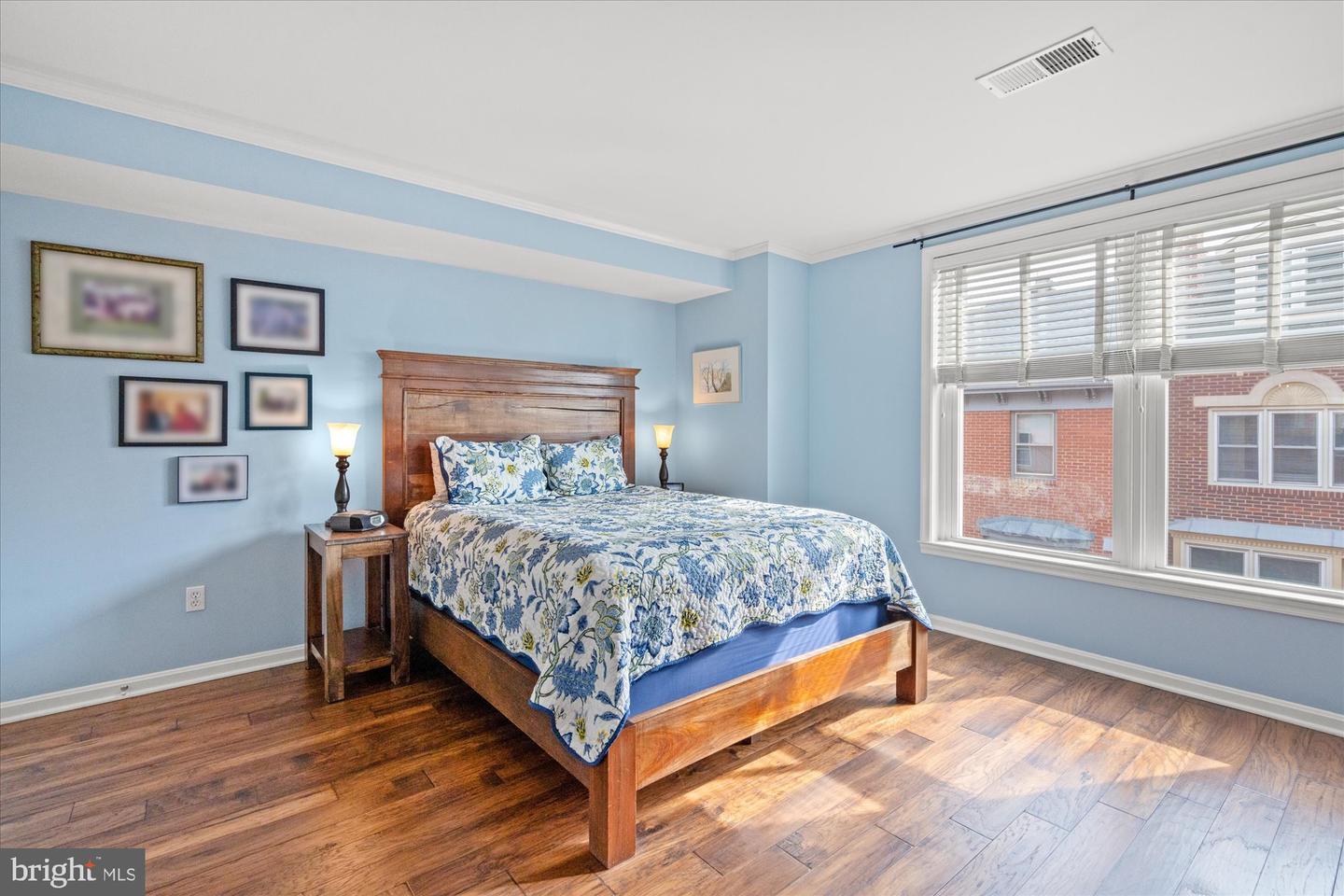 560 N WEST ST, ALEXANDRIA, Virginia 22314, 2 Bedrooms Bedrooms, ,1 BathroomBathrooms,Residential,For sale,560 N WEST ST,VAAX2054816 MLS # VAAX2054816