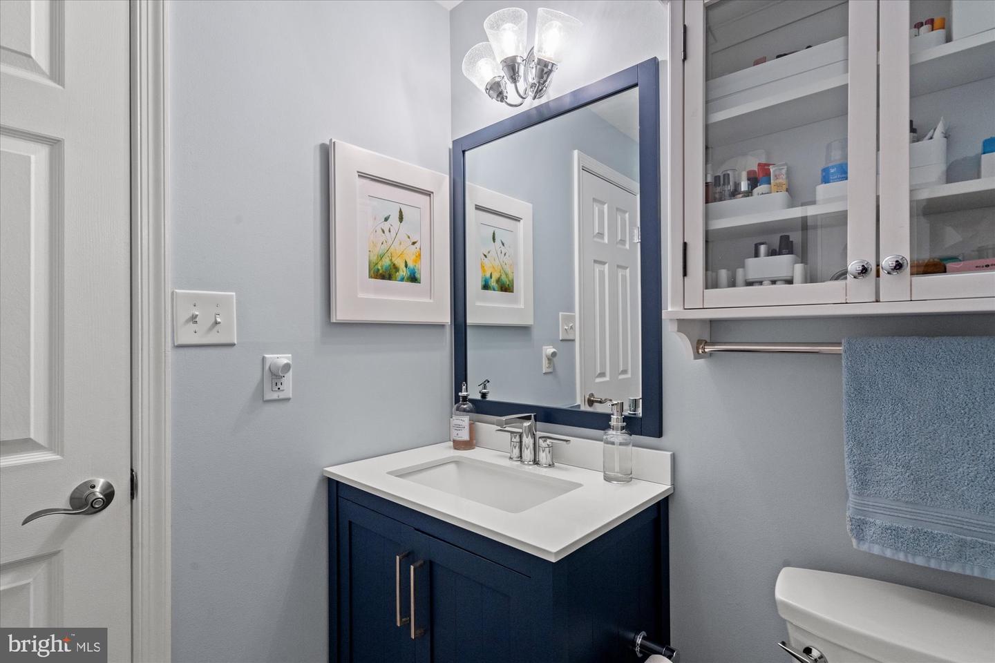 560 N WEST ST, ALEXANDRIA, Virginia 22314, 2 Bedrooms Bedrooms, ,1 BathroomBathrooms,Residential,For sale,560 N WEST ST,VAAX2054816 MLS # VAAX2054816