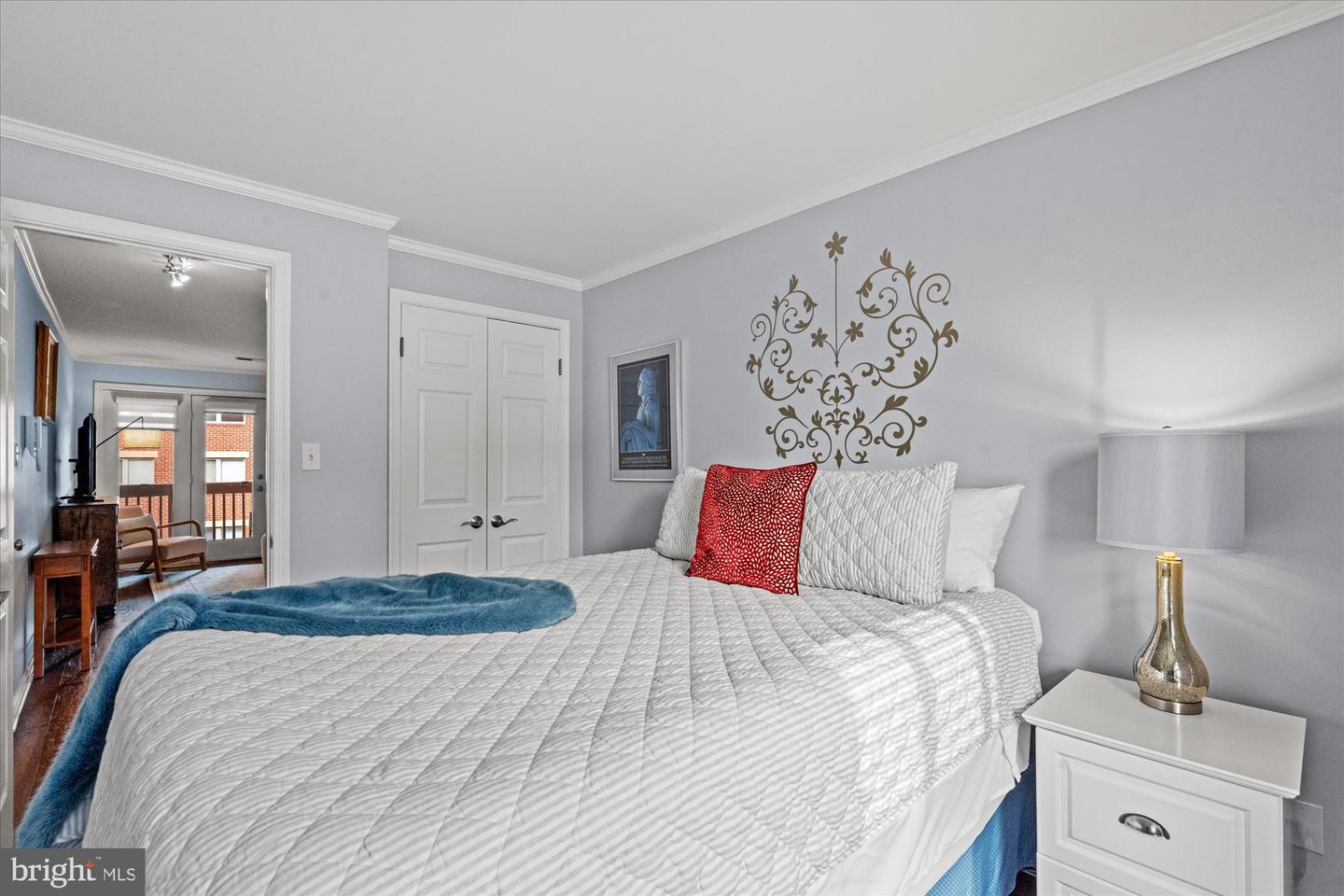 560 N WEST ST, ALEXANDRIA, Virginia 22314, 2 Bedrooms Bedrooms, ,1 BathroomBathrooms,Residential,For sale,560 N WEST ST,VAAX2054816 MLS # VAAX2054816