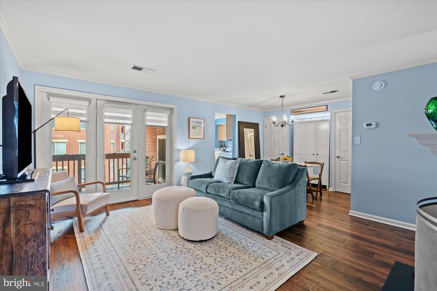 560 N WEST ST, ALEXANDRIA, Virginia 22314, 2 Bedrooms Bedrooms, ,1 BathroomBathrooms,Residential,For sale,560 N WEST ST,VAAX2054816 MLS # VAAX2054816