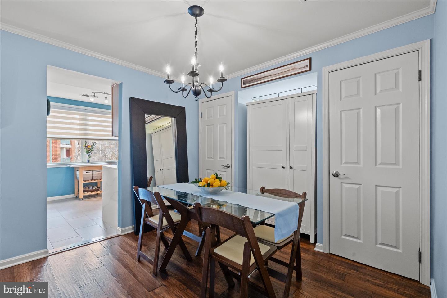 560 N WEST ST, ALEXANDRIA, Virginia 22314, 2 Bedrooms Bedrooms, ,1 BathroomBathrooms,Residential,For sale,560 N WEST ST,VAAX2054816 MLS # VAAX2054816