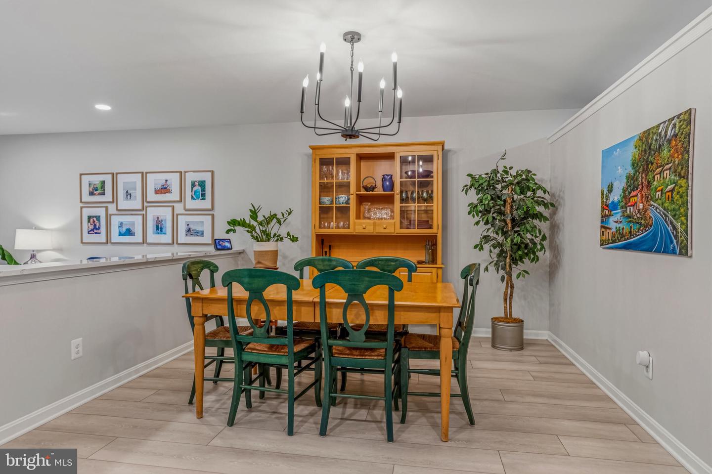 12541 N LAKE CT, FAIRFAX, Virginia 22033, 3 Bedrooms Bedrooms, ,3 BathroomsBathrooms,Residential,For sale,12541 N LAKE CT,VAFX2294260 MLS # VAFX2294260