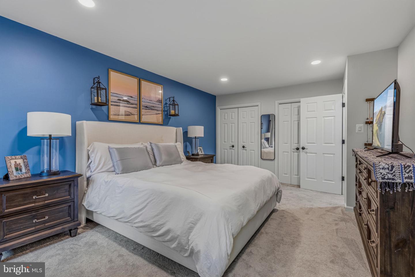 12541 N LAKE CT, FAIRFAX, Virginia 22033, 3 Bedrooms Bedrooms, ,3 BathroomsBathrooms,Residential,For sale,12541 N LAKE CT,VAFX2294260 MLS # VAFX2294260