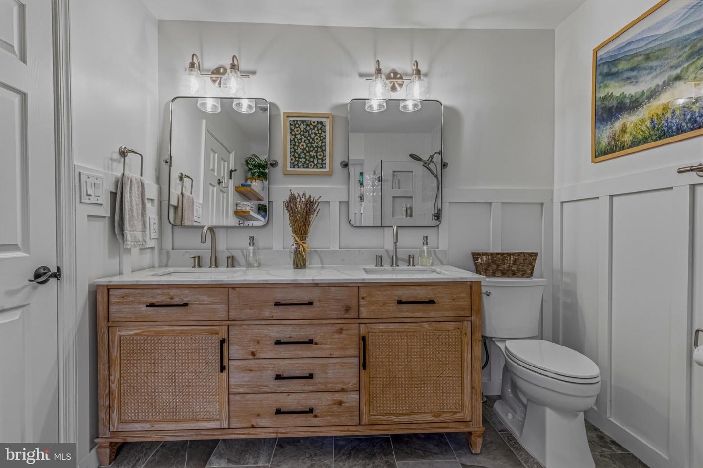 12541 N LAKE CT, FAIRFAX, Virginia 22033, 3 Bedrooms Bedrooms, ,3 BathroomsBathrooms,Residential,For sale,12541 N LAKE CT,VAFX2294260 MLS # VAFX2294260