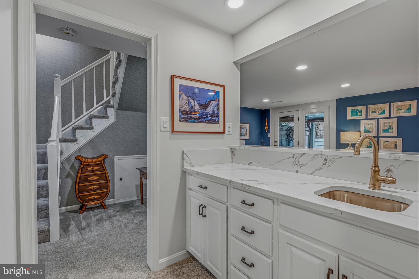 12541 N LAKE CT, FAIRFAX, Virginia 22033, 3 Bedrooms Bedrooms, ,3 BathroomsBathrooms,Residential,For sale,12541 N LAKE CT,VAFX2294260 MLS # VAFX2294260