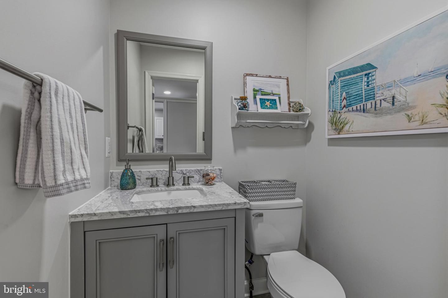 12541 N LAKE CT, FAIRFAX, Virginia 22033, 3 Bedrooms Bedrooms, ,3 BathroomsBathrooms,Residential,For sale,12541 N LAKE CT,VAFX2294260 MLS # VAFX2294260