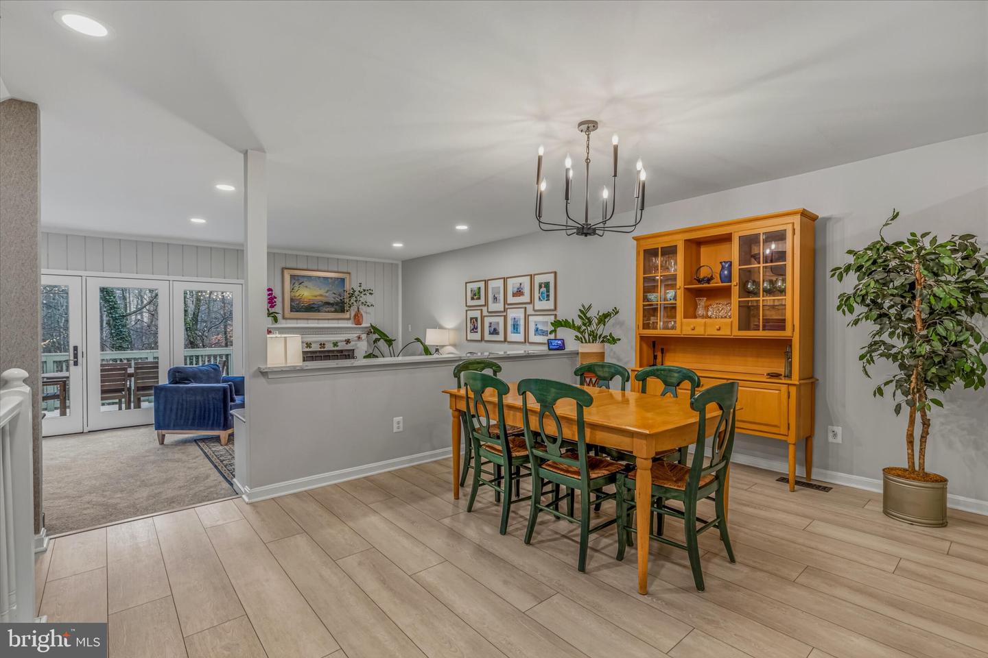 12541 N LAKE CT, FAIRFAX, Virginia 22033, 3 Bedrooms Bedrooms, ,3 BathroomsBathrooms,Residential,For sale,12541 N LAKE CT,VAFX2294260 MLS # VAFX2294260