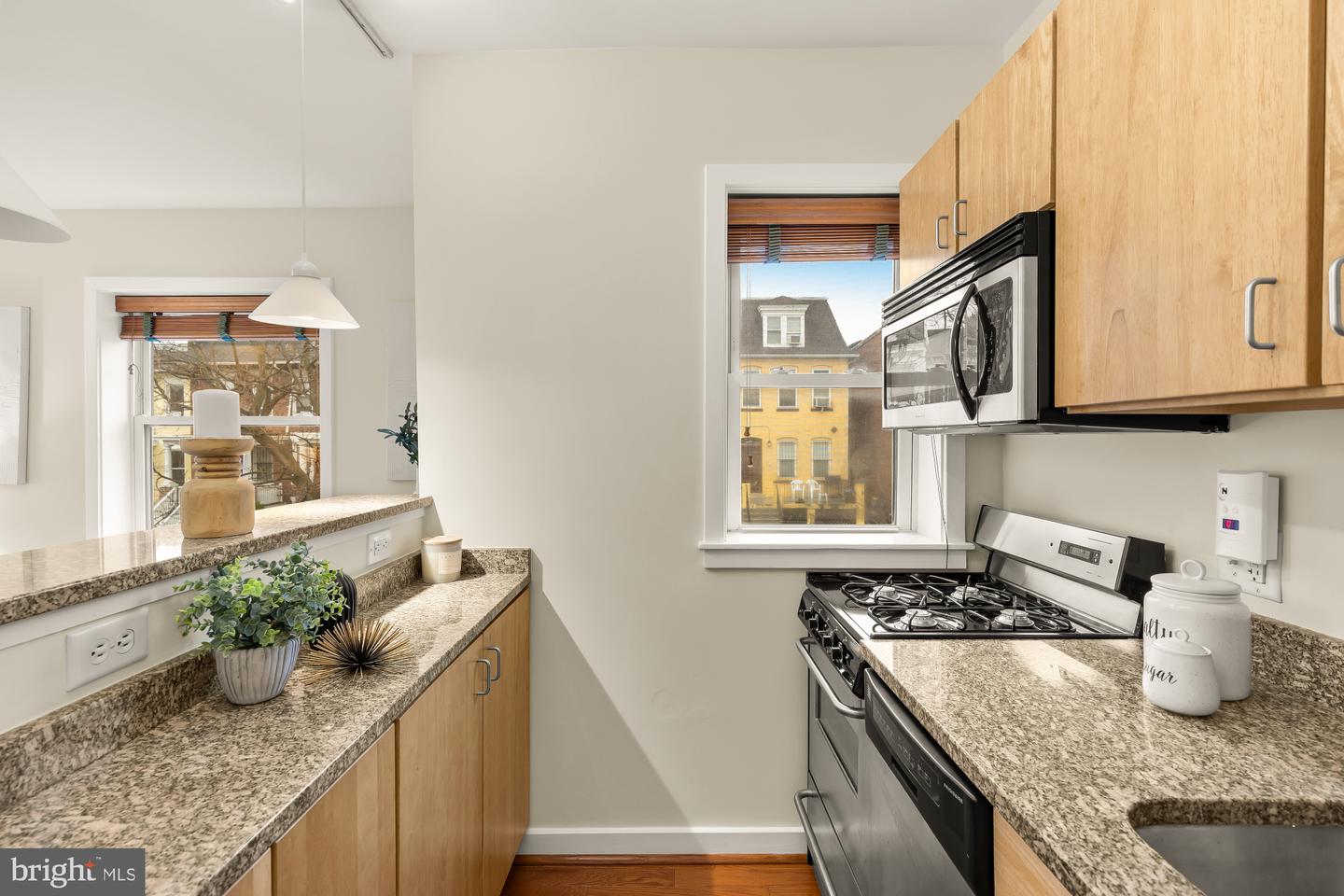 3534 10TH ST NW #200, WASHINGTON, District Of Columbia 20010, 1 Bedroom Bedrooms, ,1 BathroomBathrooms,Residential,For sale,3534 10TH ST NW #200,DCDC2249104 MLS # DCDC2249104