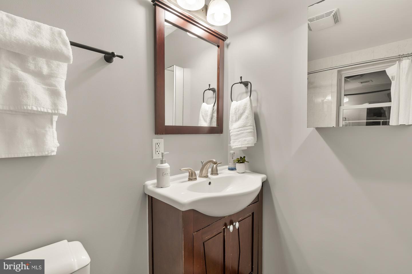 3534 10TH ST NW #200, WASHINGTON, District Of Columbia 20010, 1 Bedroom Bedrooms, ,1 BathroomBathrooms,Residential,For sale,3534 10TH ST NW #200,DCDC2249104 MLS # DCDC2249104