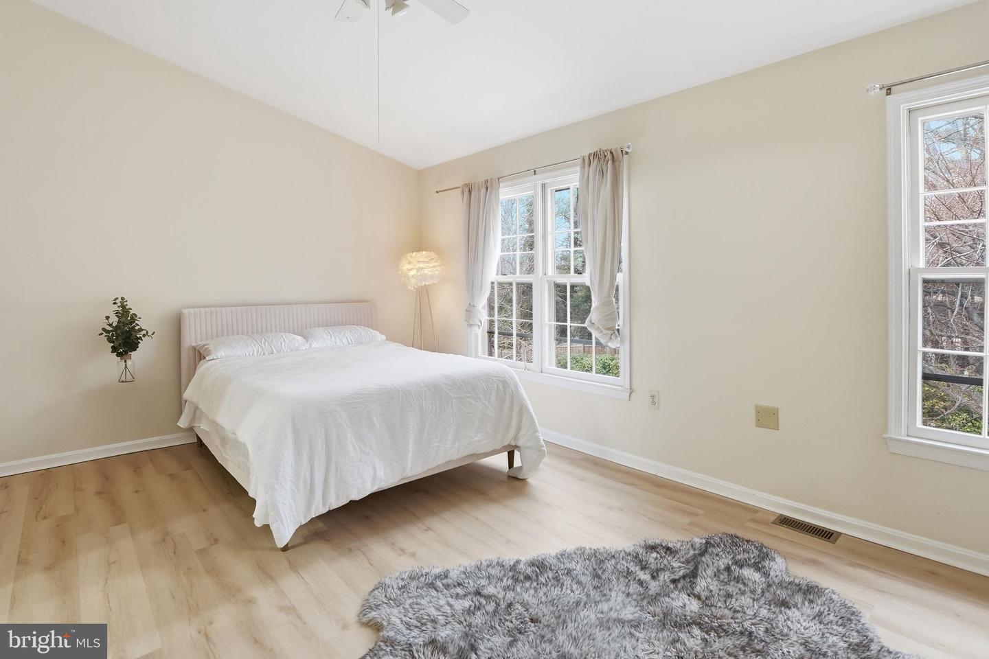 6524 MILVA LN, SPRINGFIELD, Virginia 22150, 3 Bedrooms Bedrooms, ,2 BathroomsBathrooms,Residential,For sale,6524 MILVA LN,VAFX2294288 MLS # VAFX2294288