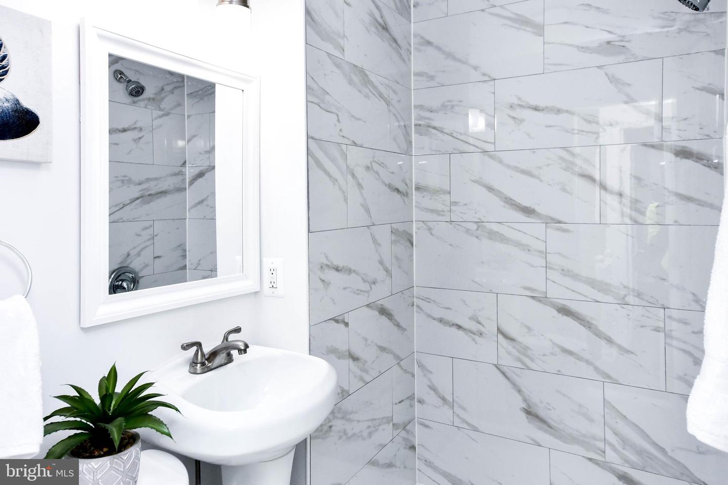 5813 DIX ST NE, WASHINGTON, District Of Columbia 20019, 4 Bedrooms Bedrooms, ,2 BathroomsBathrooms,Residential,For sale,5813 DIX ST NE,DCDC2249156 MLS # DCDC2249156