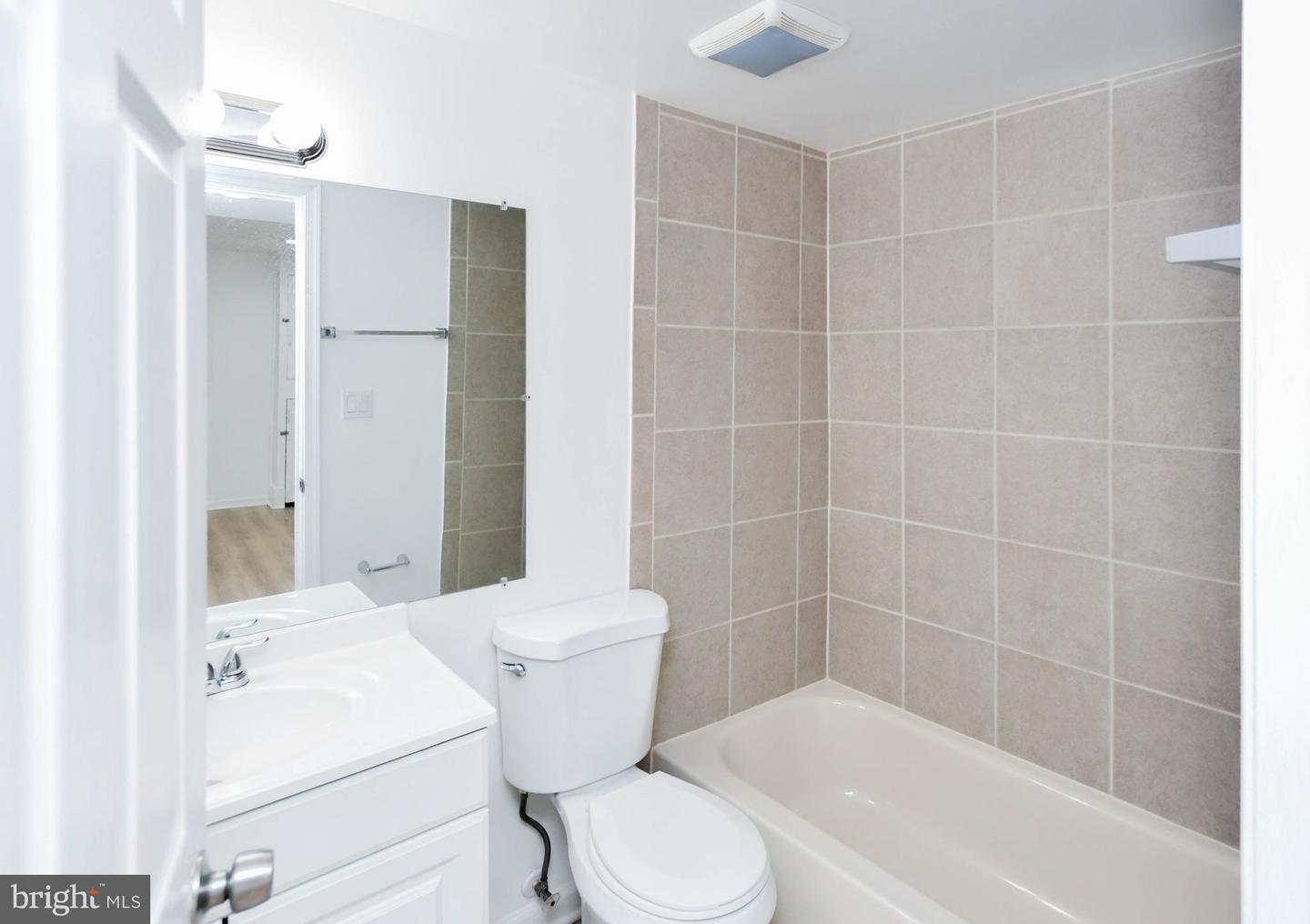 5813 DIX ST NE, WASHINGTON, District Of Columbia 20019, 4 Bedrooms Bedrooms, ,2 BathroomsBathrooms,Residential,For sale,5813 DIX ST NE,DCDC2249156 MLS # DCDC2249156