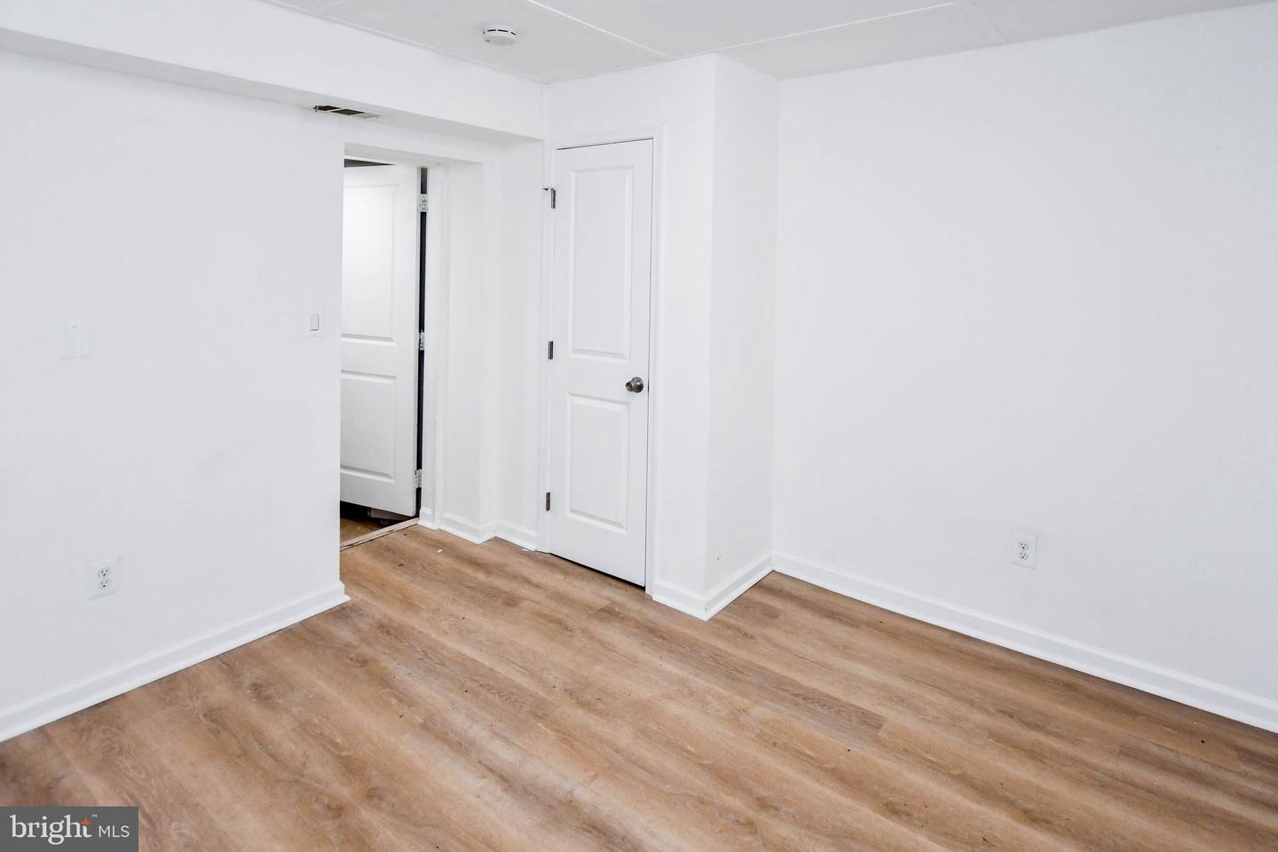 5813 DIX ST NE, WASHINGTON, District Of Columbia 20019, 4 Bedrooms Bedrooms, ,2 BathroomsBathrooms,Residential,For sale,5813 DIX ST NE,DCDC2249156 MLS # DCDC2249156