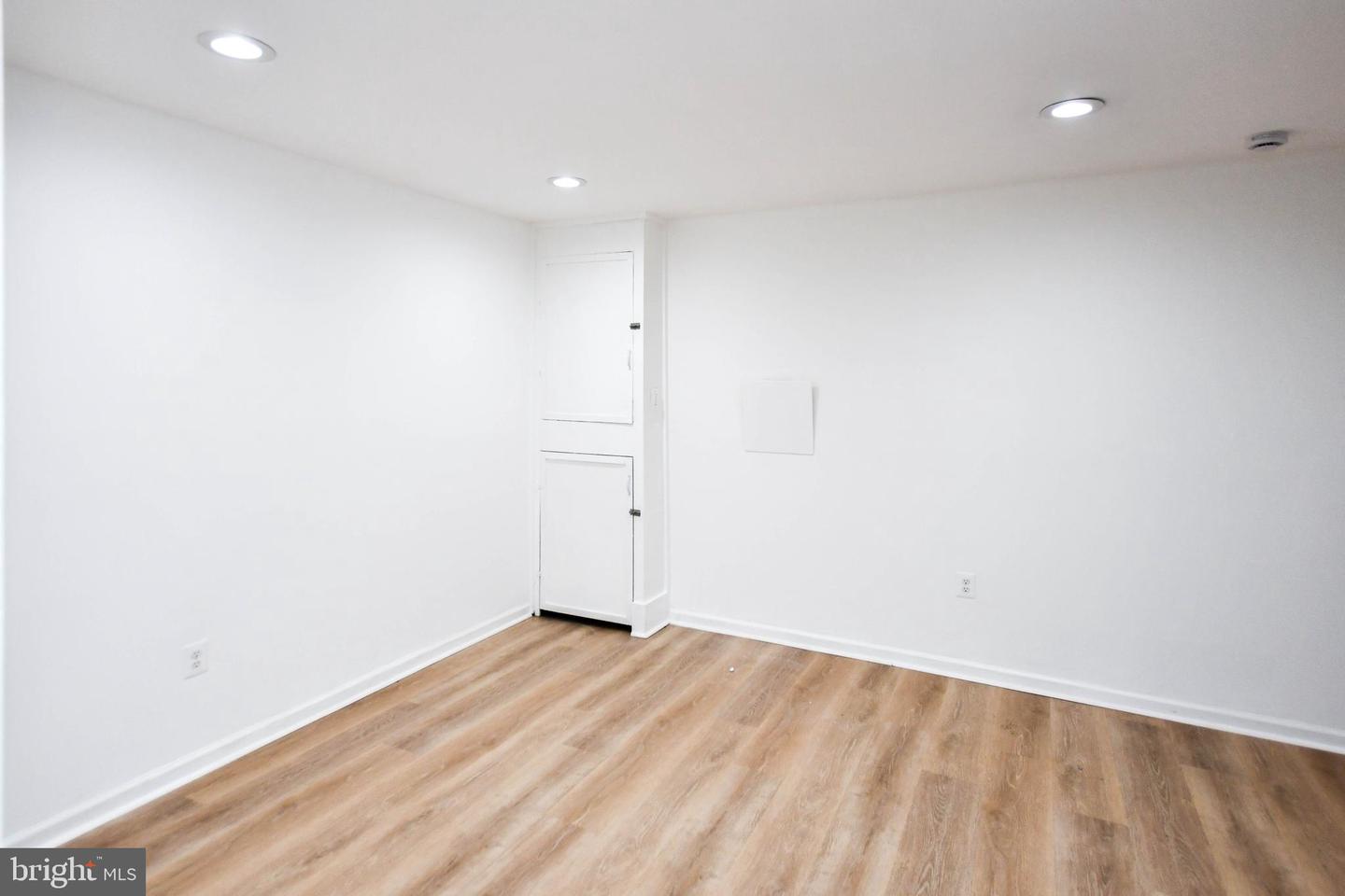 5813 DIX ST NE, WASHINGTON, District Of Columbia 20019, 4 Bedrooms Bedrooms, ,2 BathroomsBathrooms,Residential,For sale,5813 DIX ST NE,DCDC2249156 MLS # DCDC2249156