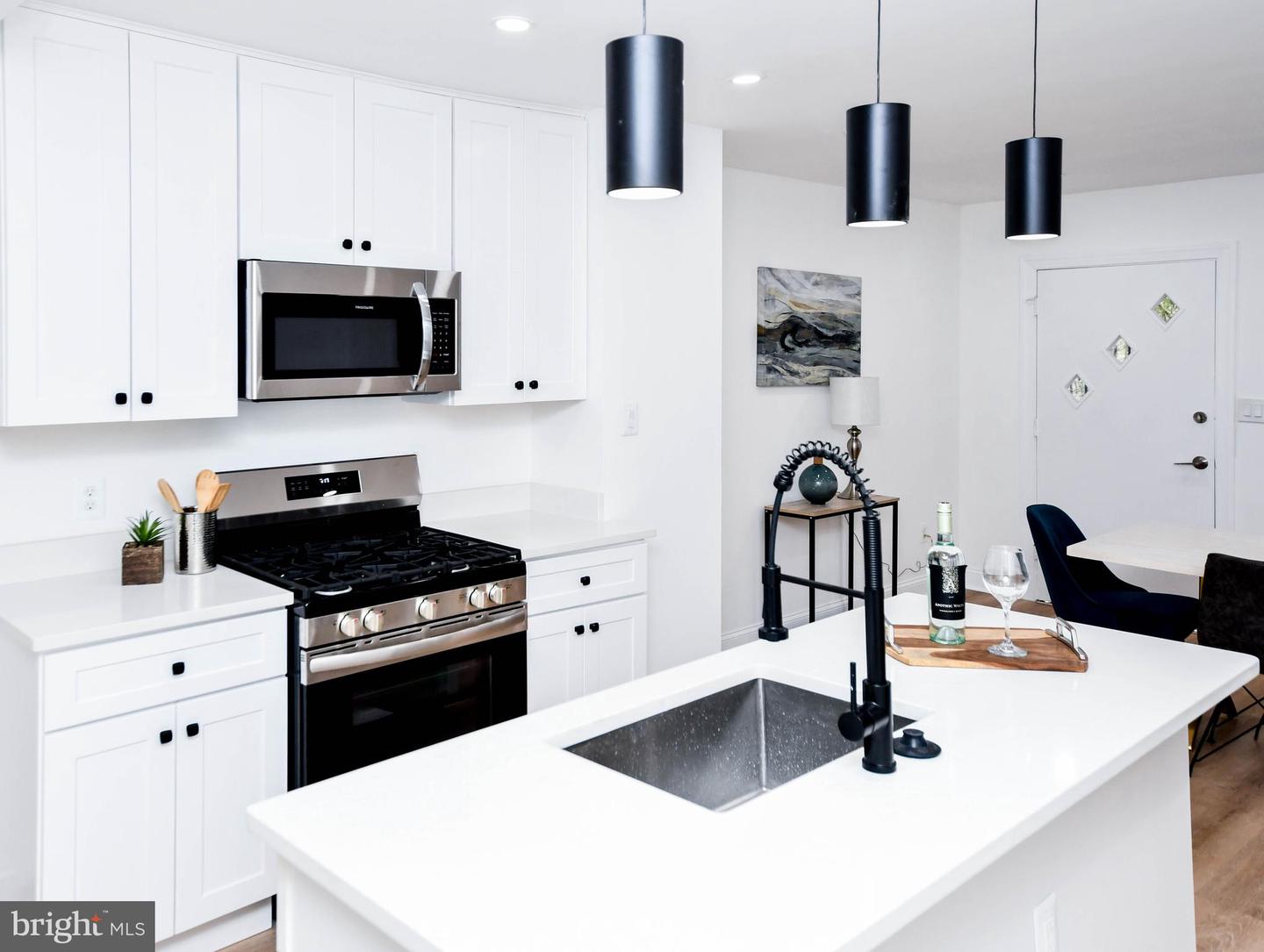 5813 DIX ST NE, WASHINGTON, District Of Columbia 20019, 4 Bedrooms Bedrooms, ,2 BathroomsBathrooms,Residential,For sale,5813 DIX ST NE,DCDC2249156 MLS # DCDC2249156