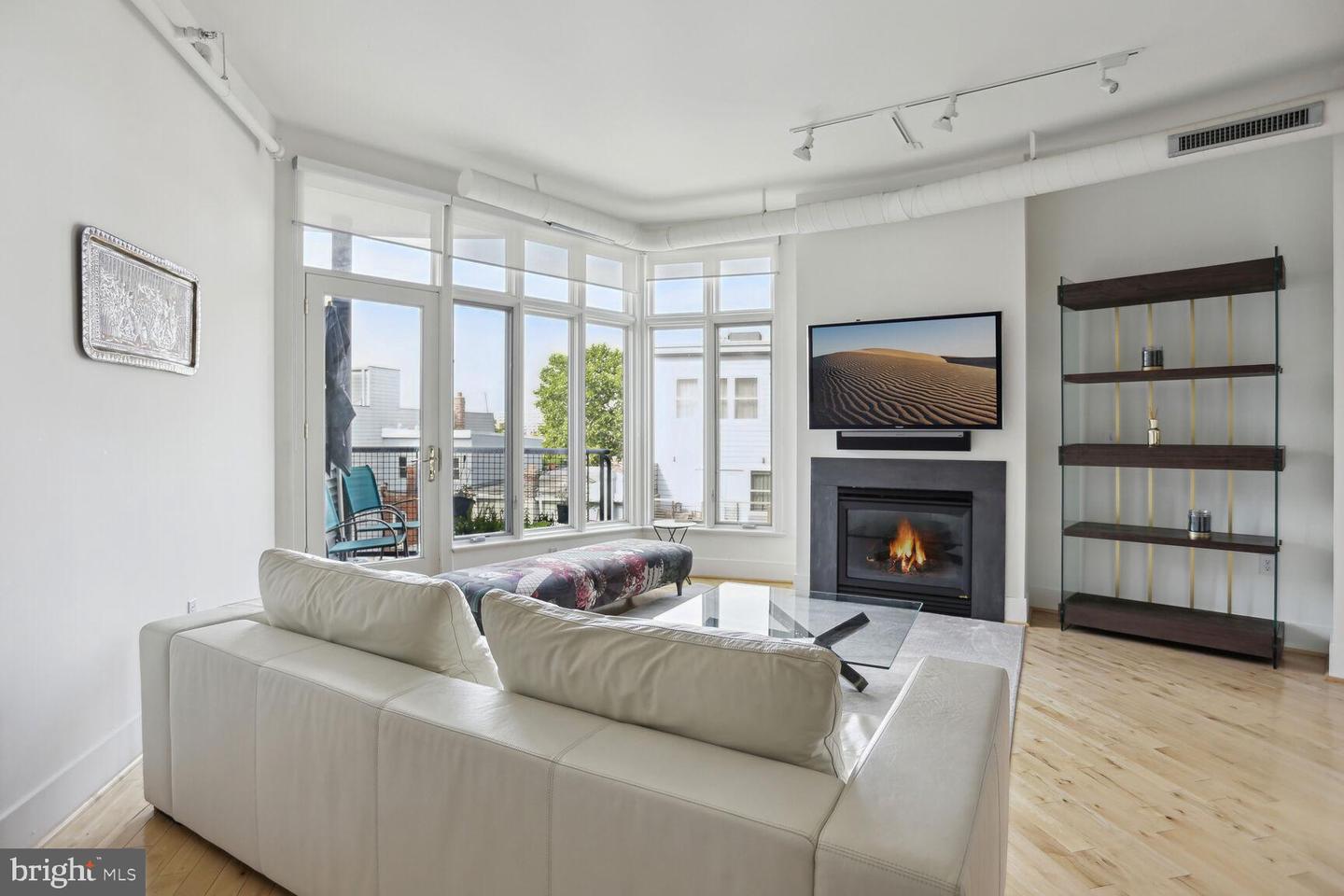 1700 KALORAMA RD NW #312, WASHINGTON, District Of Columbia 20009, 2 Bedrooms Bedrooms, ,2 BathroomsBathrooms,Residential,For sale,1700 KALORAMA RD NW #312,DCDC2249176 MLS # DCDC2249176