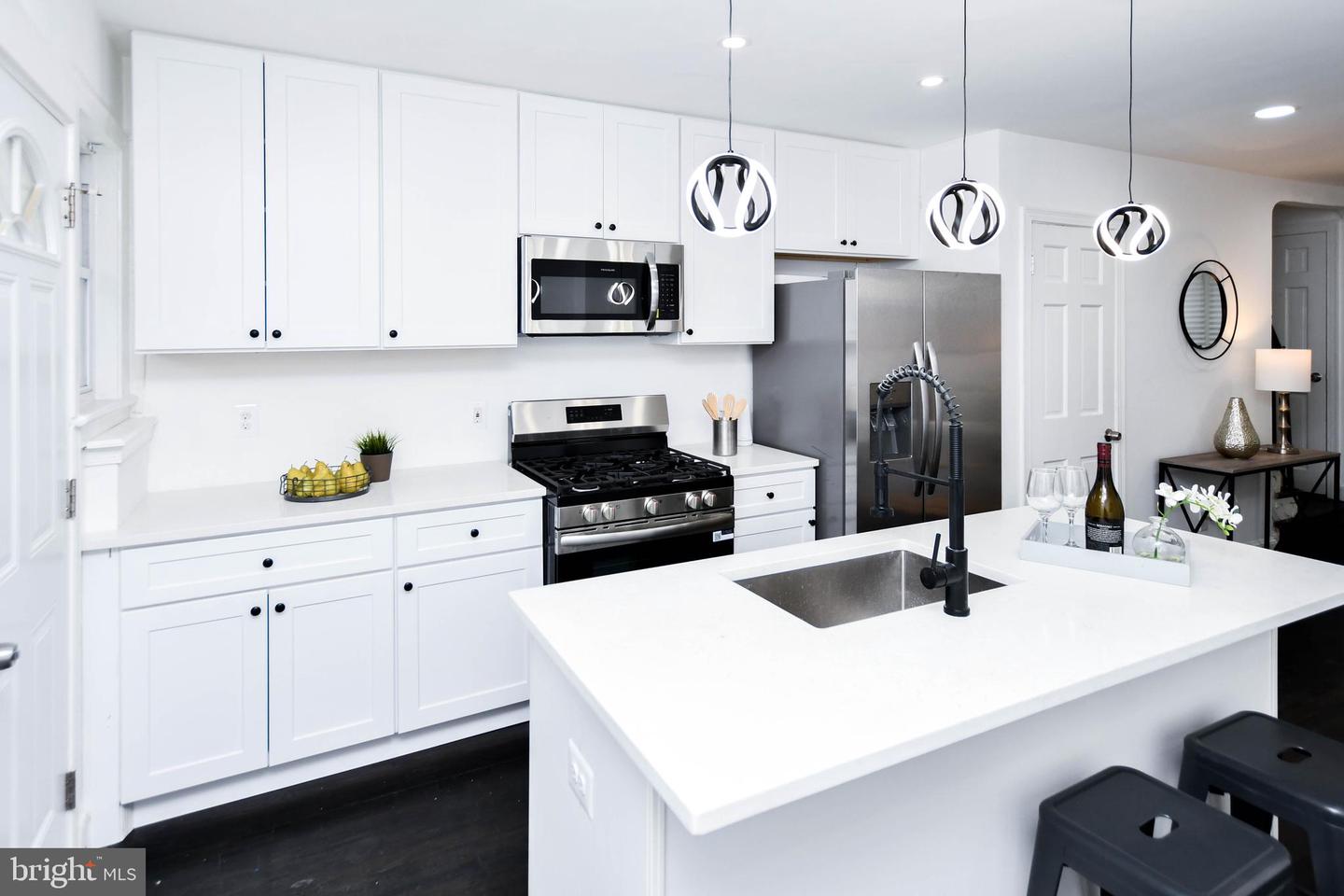 4010 SOUTHERN AVE SE, WASHINGTON, District Of Columbia 20020, 4 Bedrooms Bedrooms, ,2 BathroomsBathrooms,Residential,For sale,4010 SOUTHERN AVE SE,DCDC2249184 MLS # DCDC2249184