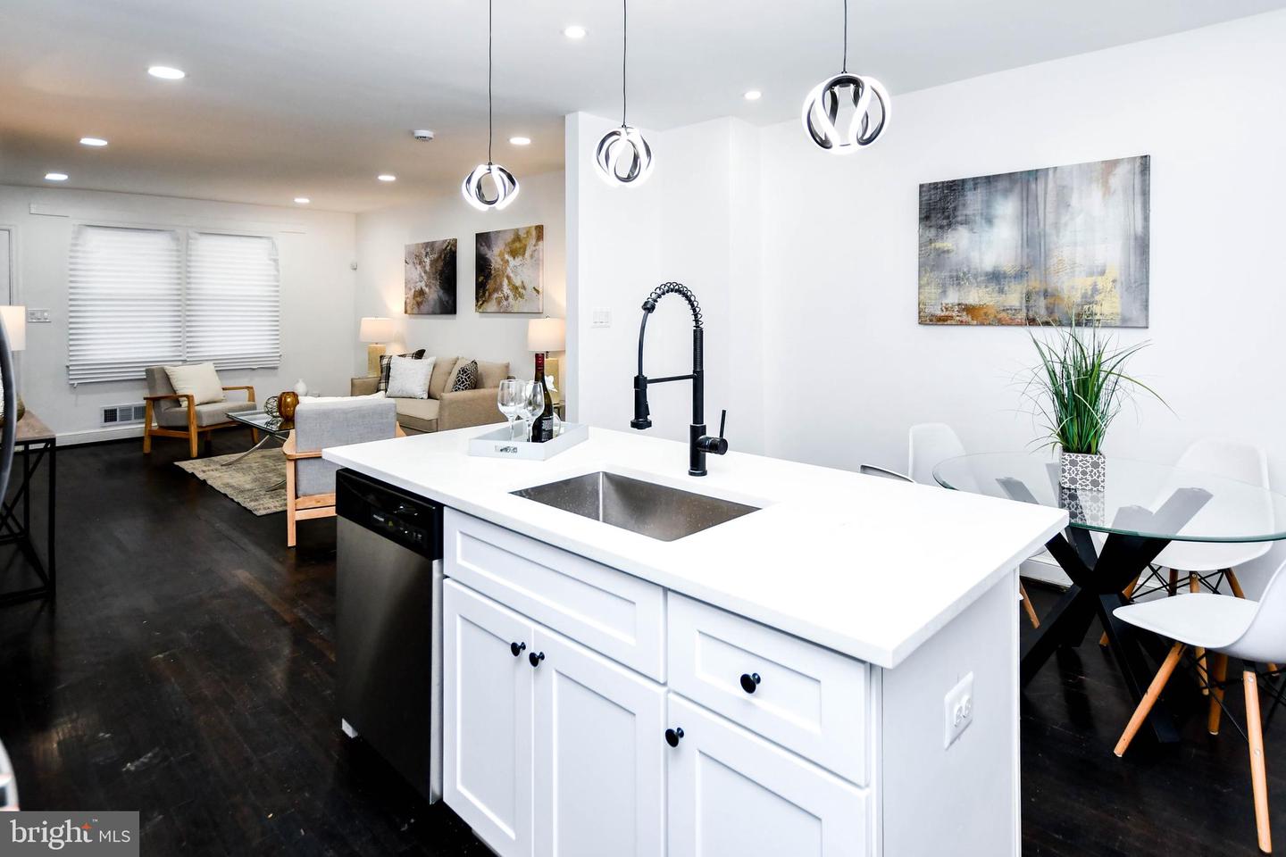 4010 SOUTHERN AVE SE, WASHINGTON, District Of Columbia 20020, 4 Bedrooms Bedrooms, ,2 BathroomsBathrooms,Residential,For sale,4010 SOUTHERN AVE SE,DCDC2249184 MLS # DCDC2249184