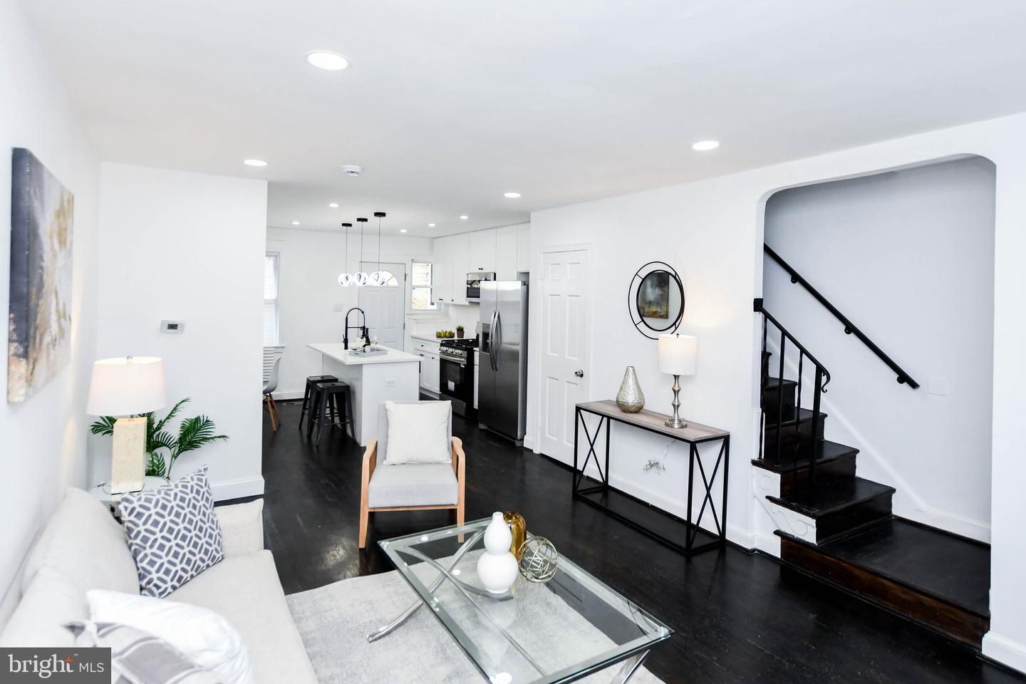 4010 SOUTHERN AVE SE, WASHINGTON, District Of Columbia 20020, 4 Bedrooms Bedrooms, ,2 BathroomsBathrooms,Residential,For sale,4010 SOUTHERN AVE SE,DCDC2249184 MLS # DCDC2249184