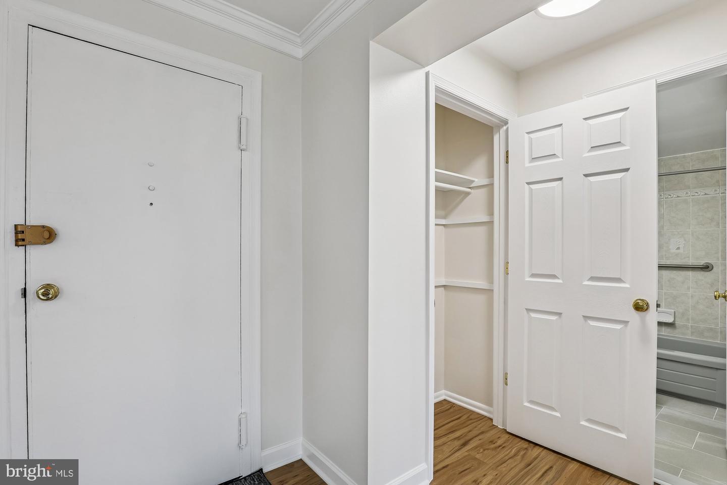 4360 IVYMOUNT CT #34, ANNANDALE, Virginia 22003, 1 Bedroom Bedrooms, ,1 BathroomBathrooms,Residential,For sale,4360 IVYMOUNT CT #34,VAFX2294320 MLS # VAFX2294320