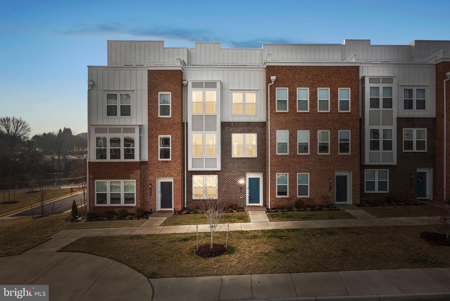 19738 PEACH FLOWER TER, ASHBURN, Virginia 20147, 4 Bedrooms Bedrooms, ,3 BathroomsBathrooms,Residential,For sale,19738 PEACH FLOWER TER,VALO2117458 MLS # VALO2117458