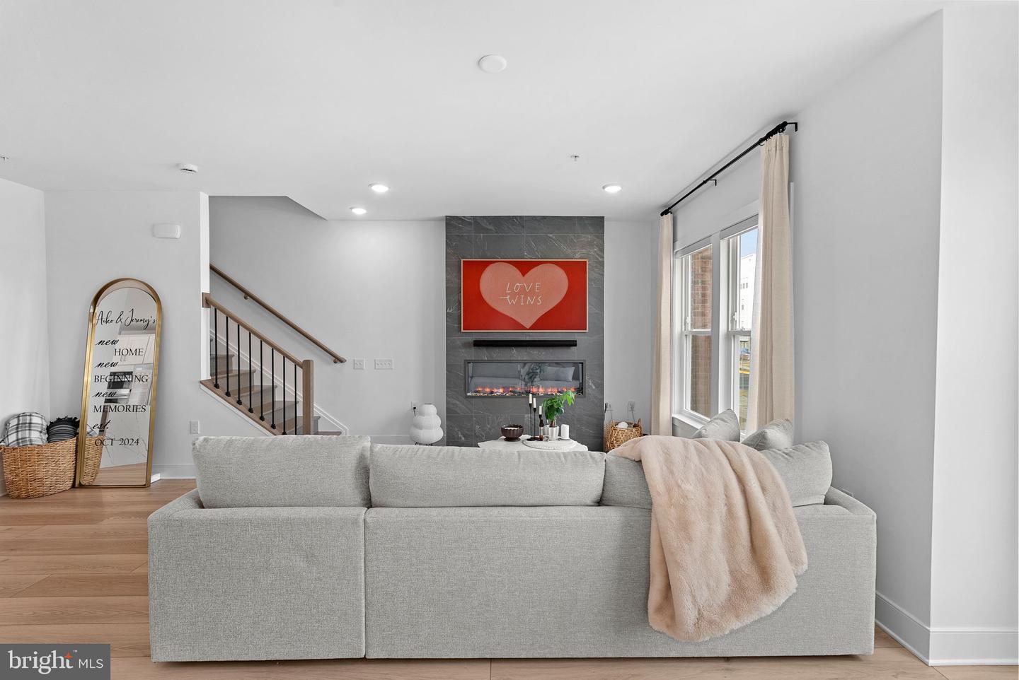 19738 PEACH FLOWER TER, ASHBURN, Virginia 20147, 4 Bedrooms Bedrooms, ,3 BathroomsBathrooms,Residential,For sale,19738 PEACH FLOWER TER,VALO2117458 MLS # VALO2117458