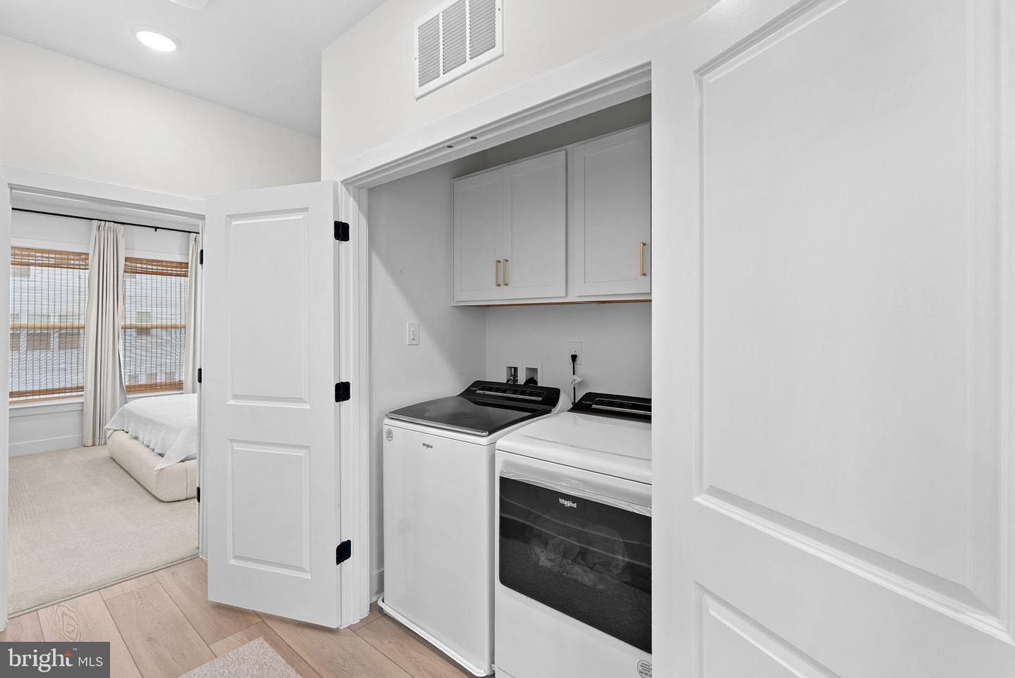 19738 PEACH FLOWER TER, ASHBURN, Virginia 20147, 4 Bedrooms Bedrooms, ,3 BathroomsBathrooms,Residential,For sale,19738 PEACH FLOWER TER,VALO2117458 MLS # VALO2117458