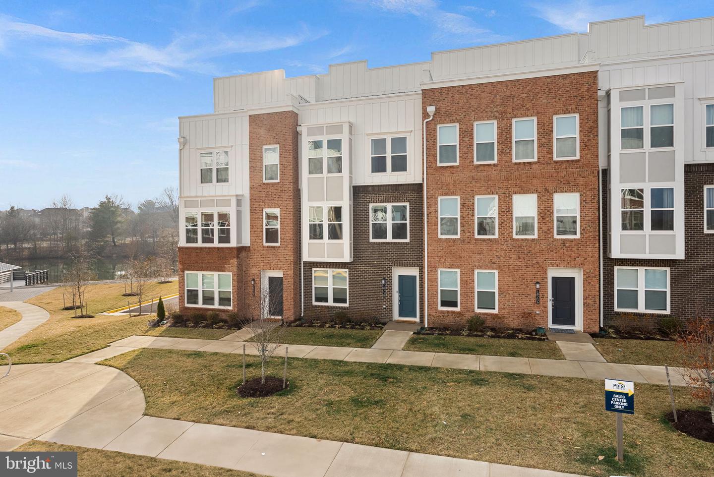 19738 PEACH FLOWER TER, ASHBURN, Virginia 20147, 4 Bedrooms Bedrooms, ,3 BathroomsBathrooms,Residential,For sale,19738 PEACH FLOWER TER,VALO2117458 MLS # VALO2117458