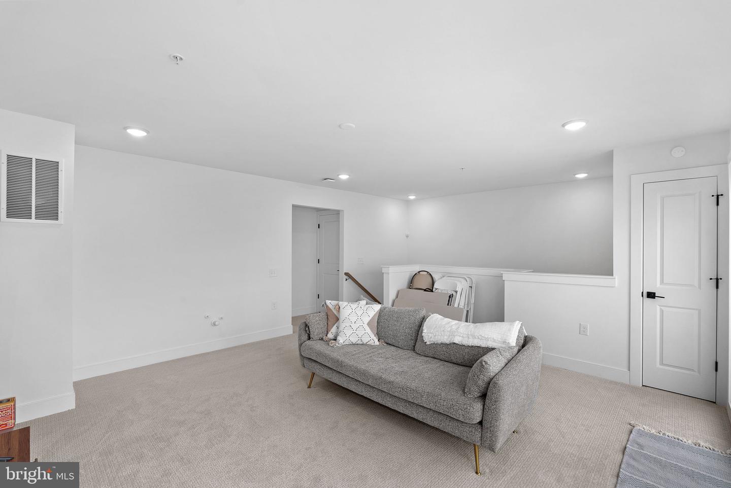 19738 PEACH FLOWER TER, ASHBURN, Virginia 20147, 4 Bedrooms Bedrooms, ,3 BathroomsBathrooms,Residential,For sale,19738 PEACH FLOWER TER,VALO2117458 MLS # VALO2117458