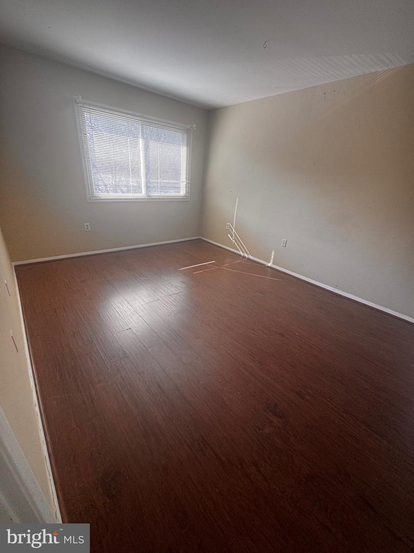 12701 LOTTE DR #301, WOODBRIDGE, Virginia 22192, 1 Bedroom Bedrooms, ,1 BathroomBathrooms,Residential,For sale,12701 LOTTE DR #301,VAPW2113830 MLS # VAPW2113830