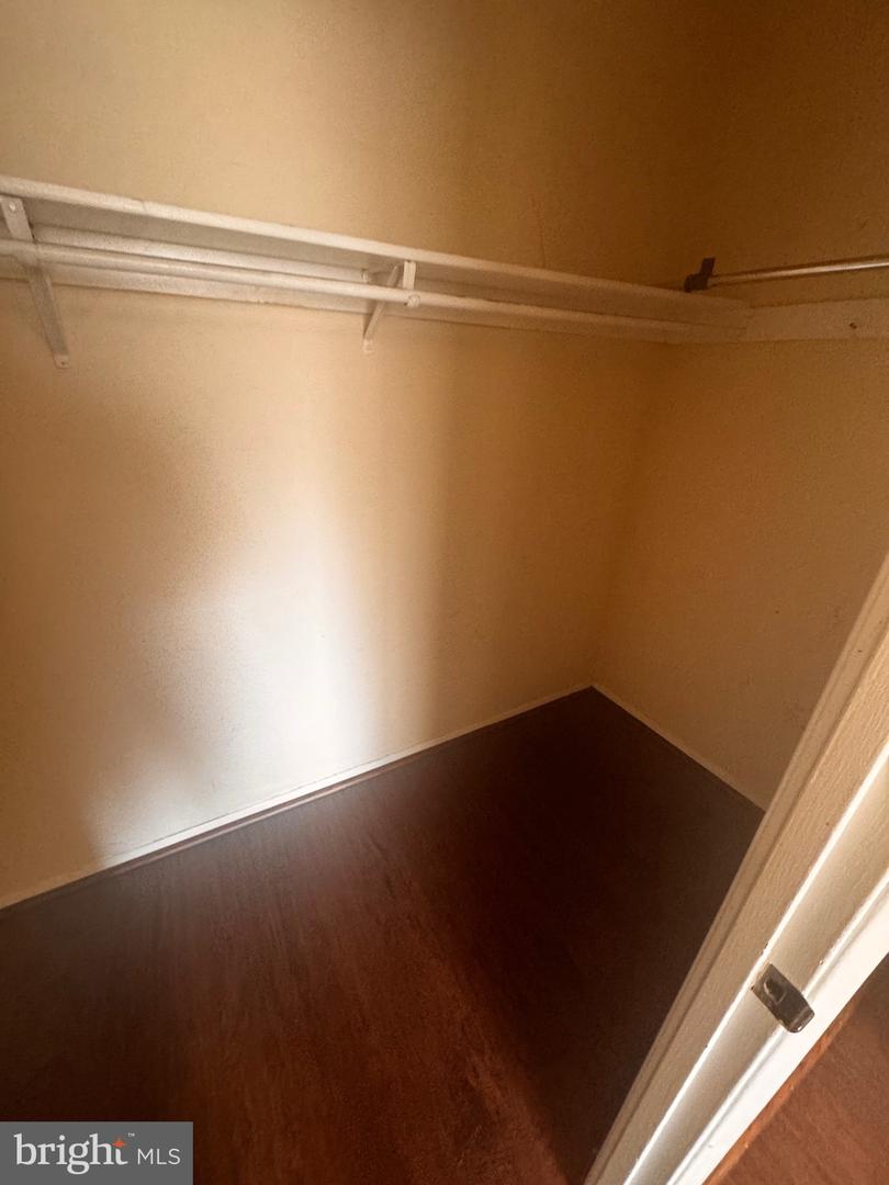 12701 LOTTE DR #301, WOODBRIDGE, Virginia 22192, 1 Bedroom Bedrooms, ,1 BathroomBathrooms,Residential,For sale,12701 LOTTE DR #301,VAPW2113830 MLS # VAPW2113830