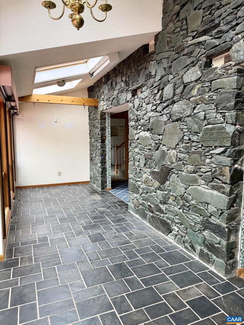 670 BABER LN, SCOTTSVILLE, Virginia 24590, 3 Bedrooms Bedrooms, ,4 BathroomsBathrooms,Residential,For sale,670 BABER LN,674011 MLS # 674011