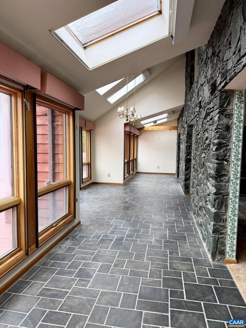 670 BABER LN, SCOTTSVILLE, Virginia 24590, 3 Bedrooms Bedrooms, ,4 BathroomsBathrooms,Residential,For sale,670 BABER LN,674011 MLS # 674011