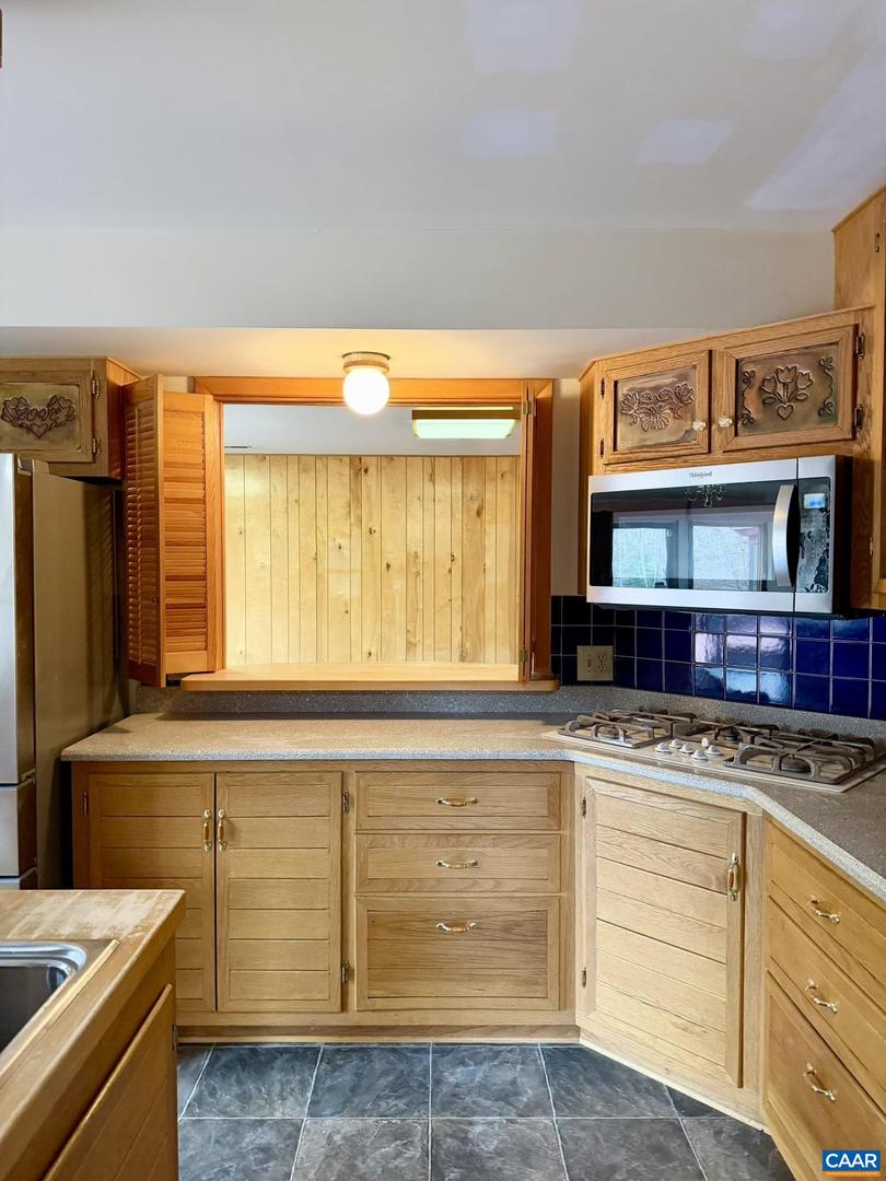 670 BABER LN, SCOTTSVILLE, Virginia 24590, 3 Bedrooms Bedrooms, ,4 BathroomsBathrooms,Residential,For sale,670 BABER LN,674011 MLS # 674011