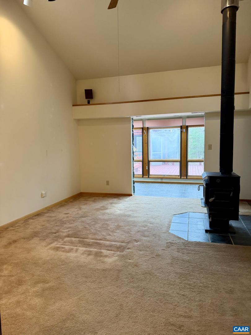 670 BABER LN, SCOTTSVILLE, Virginia 24590, 3 Bedrooms Bedrooms, ,4 BathroomsBathrooms,Residential,For sale,670 BABER LN,674011 MLS # 674011