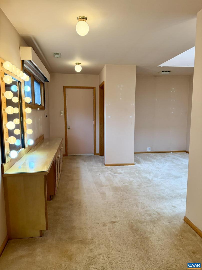 670 BABER LN, SCOTTSVILLE, Virginia 24590, 3 Bedrooms Bedrooms, ,4 BathroomsBathrooms,Residential,For sale,670 BABER LN,674011 MLS # 674011