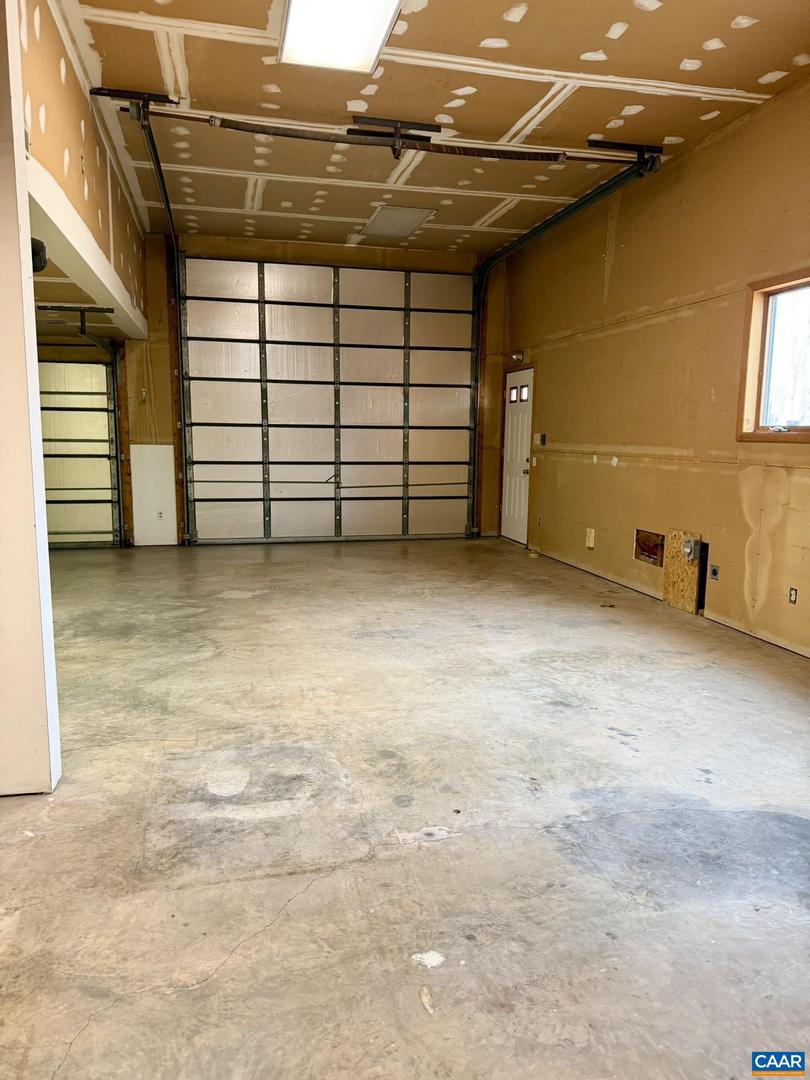 670 BABER LN, SCOTTSVILLE, Virginia 24590, 3 Bedrooms Bedrooms, ,4 BathroomsBathrooms,Residential,For sale,670 BABER LN,674011 MLS # 674011